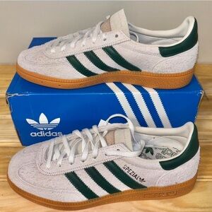 adidas Spezial Sneakers in Green